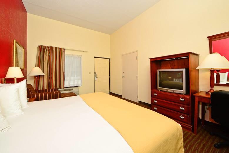 Manchester Heritage Inn & Suites Exteriör bild