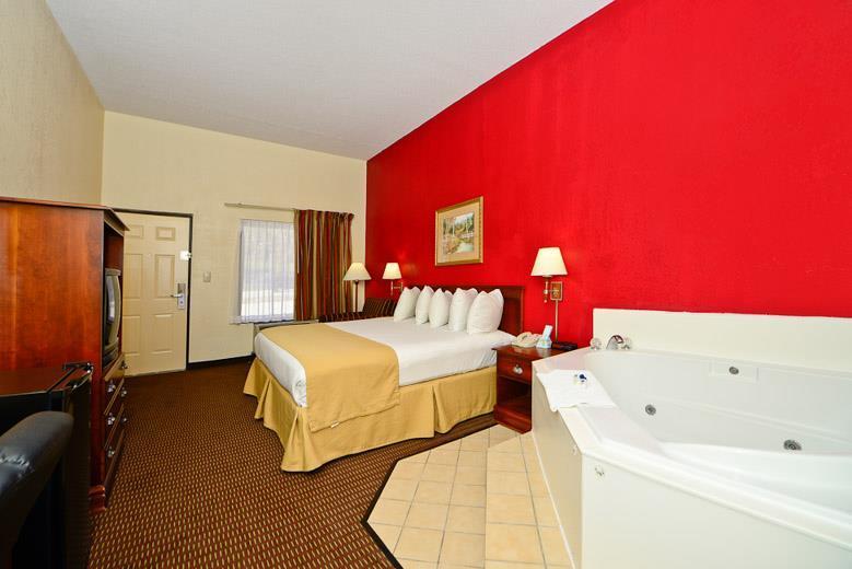 Manchester Heritage Inn & Suites Exteriör bild