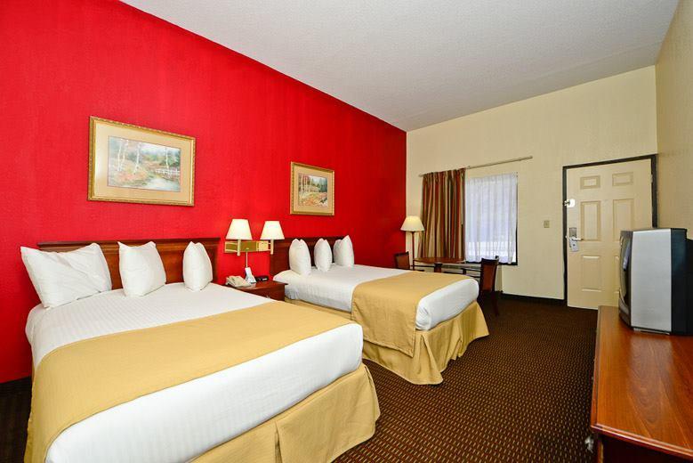 Manchester Heritage Inn & Suites Exteriör bild